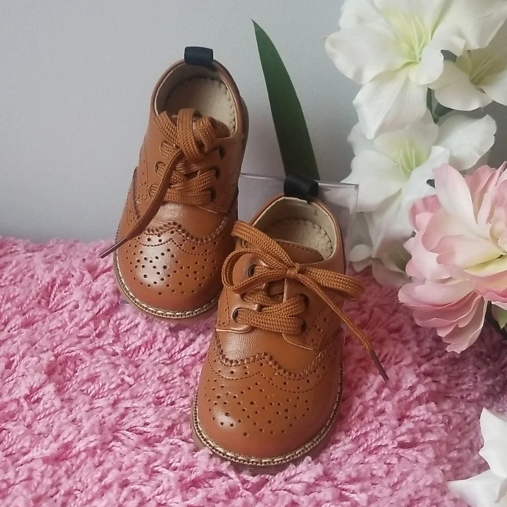 Toddler Oxford Lace Up Faux Leather  Brown Shoes Size US7 Euro24